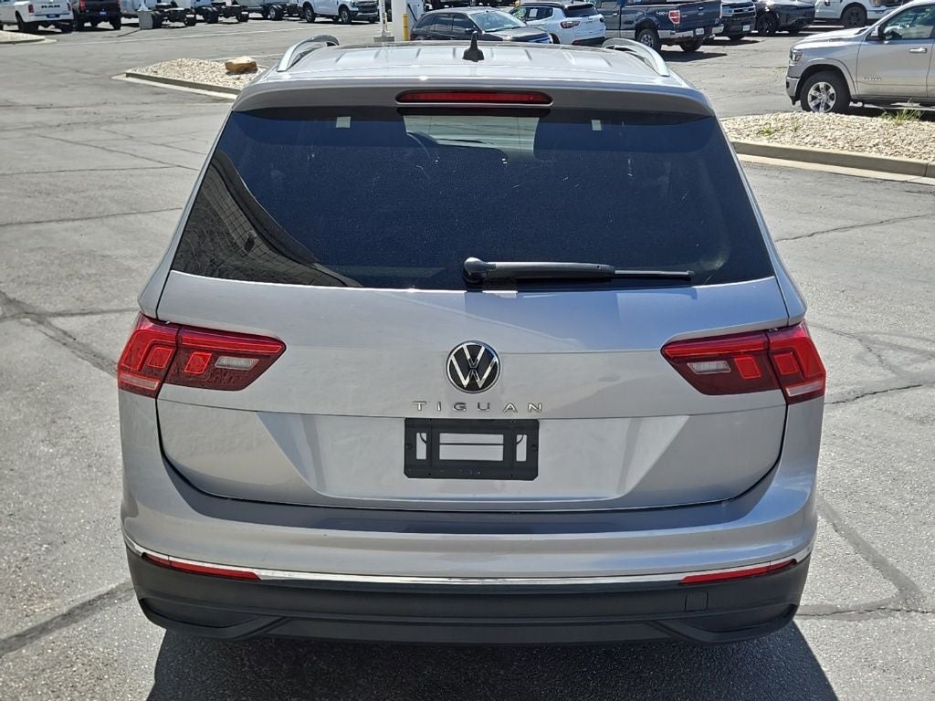 2023 Volkswagen Tiguan 2.0T SE
