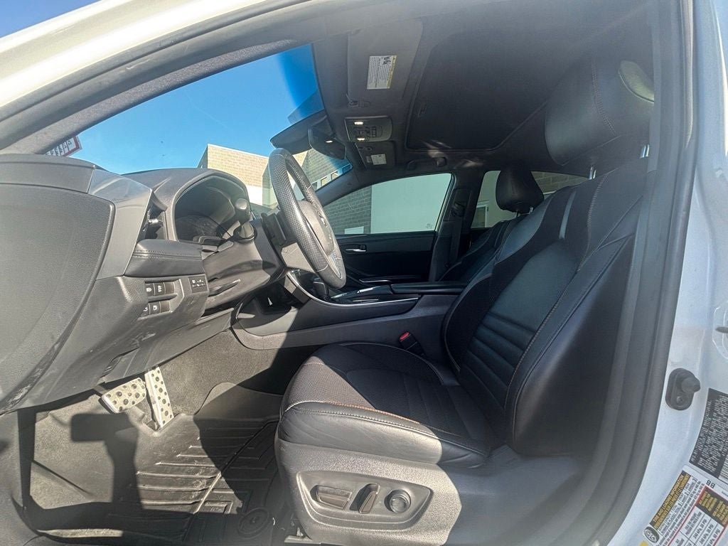 2019 Toyota Avalon Hybrid XSE