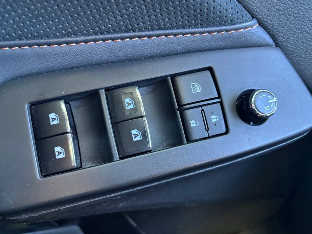 2019 Toyota Avalon Hybrid XSE