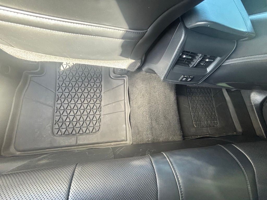 2019 Toyota Avalon Hybrid XSE
