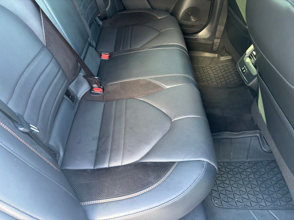 2019 Toyota Avalon Hybrid XSE