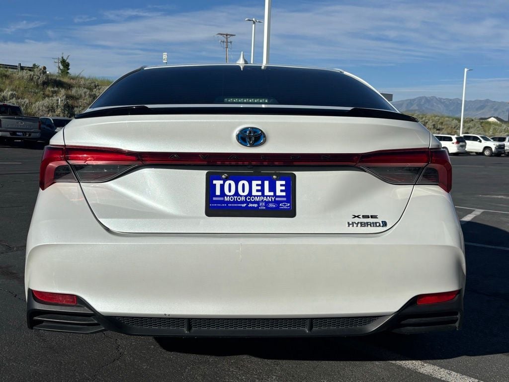2019 Toyota Avalon Hybrid XSE
