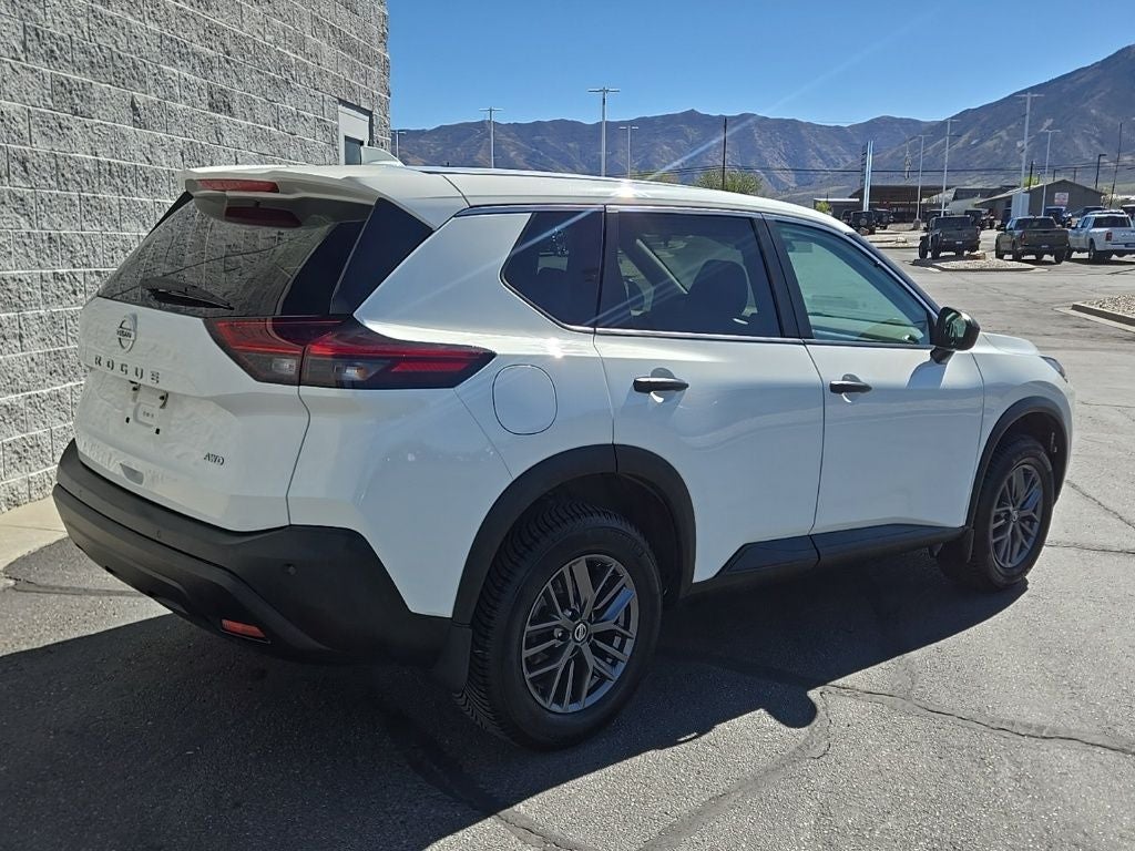 2021 Nissan Rogue S