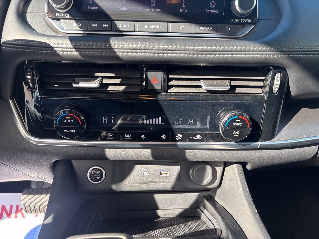 2022 Nissan Rogue SV