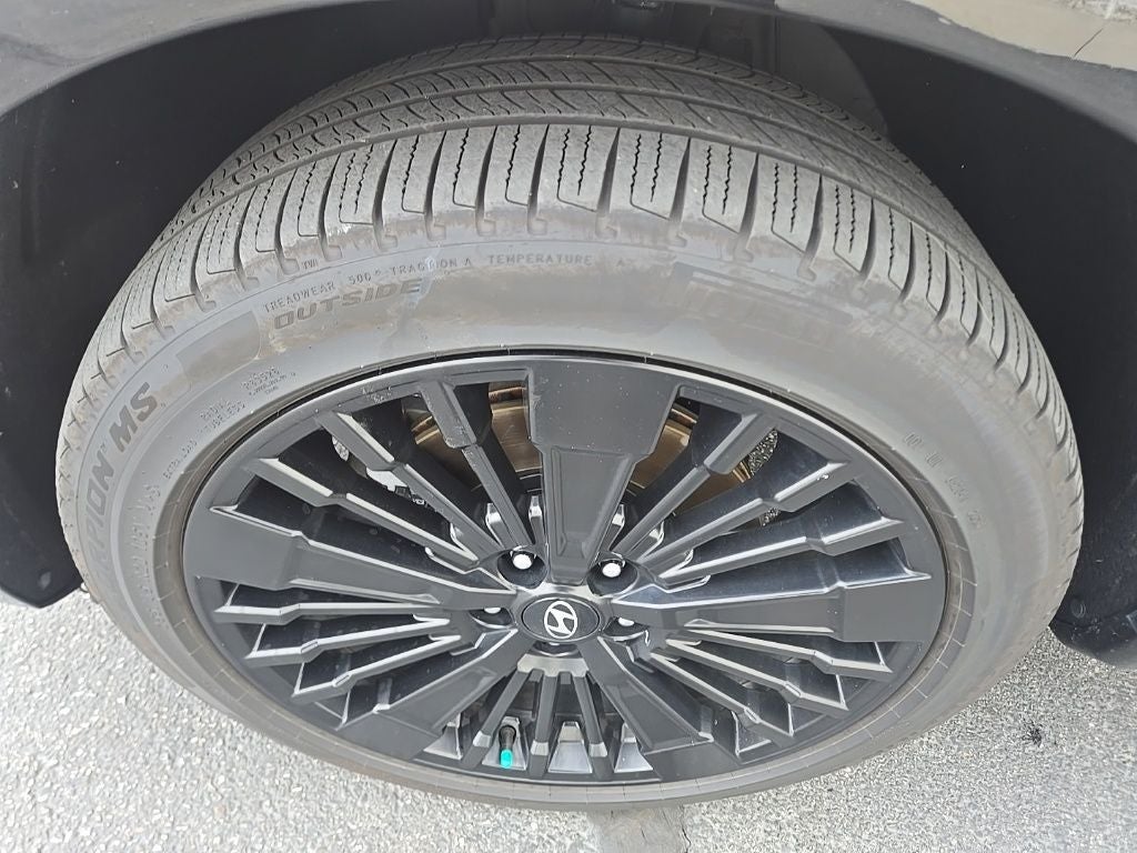 2025 Hyundai Santa Fe Hybrid Calligraphy + Moonroof + Heated 1st & 2nd Row Seats