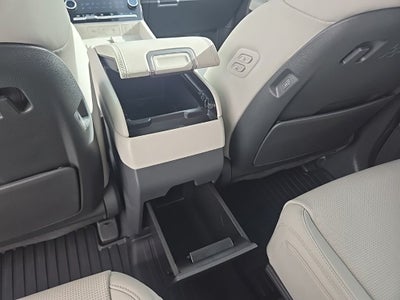 2025 Hyundai Santa Fe Hybrid Calligraphy + Moonroof + Heated 1st & 2nd Row Seats