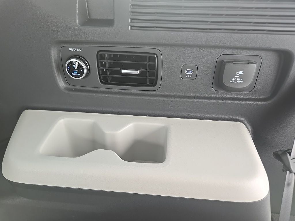 2025 Hyundai Santa Fe Hybrid Calligraphy + Moonroof + Heated 1st & 2nd Row Seats