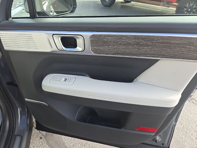 2025 Hyundai Santa Fe Hybrid Calligraphy + Moonroof + Heated 1st & 2nd Row Seats