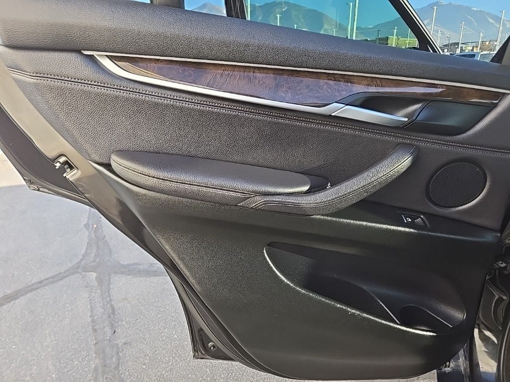 2018 BMW X5 xDrive35i + Heated Front Seats & Steering Wheel