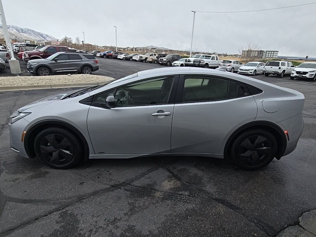 2024 Toyota Prius LE AWD
