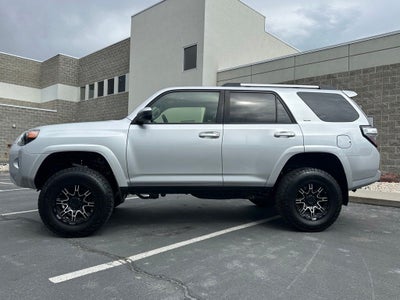 2019 Toyota 4Runner SR5 Third Row Seat
