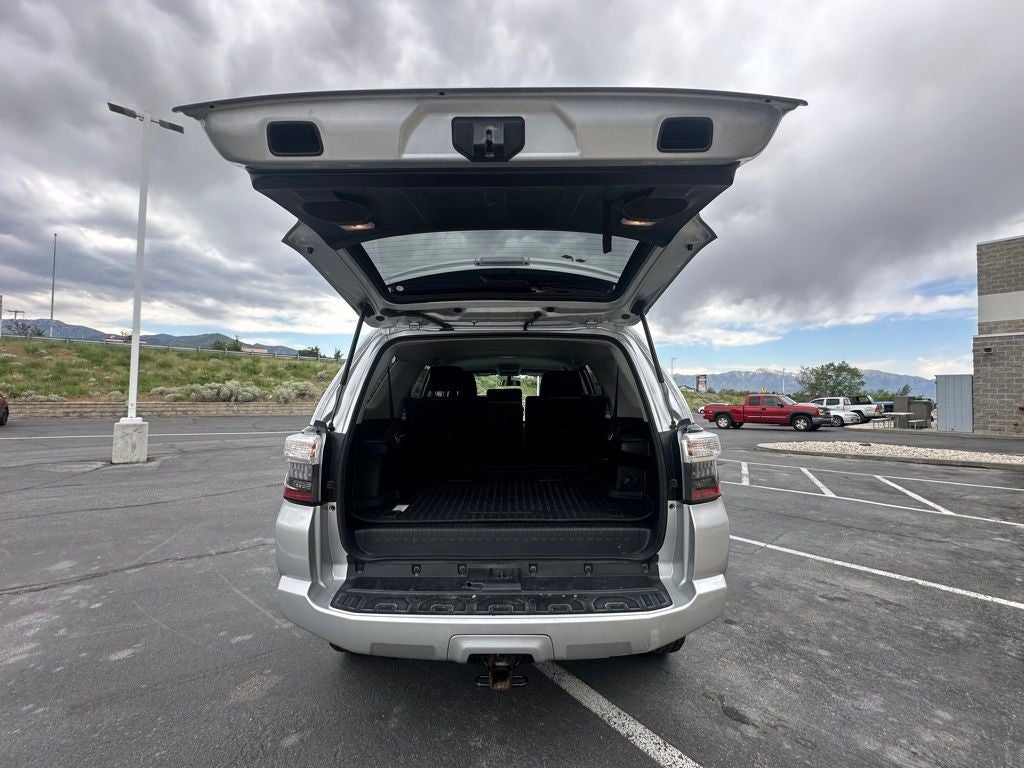 2019 Toyota 4Runner SR5 Third Row Seat