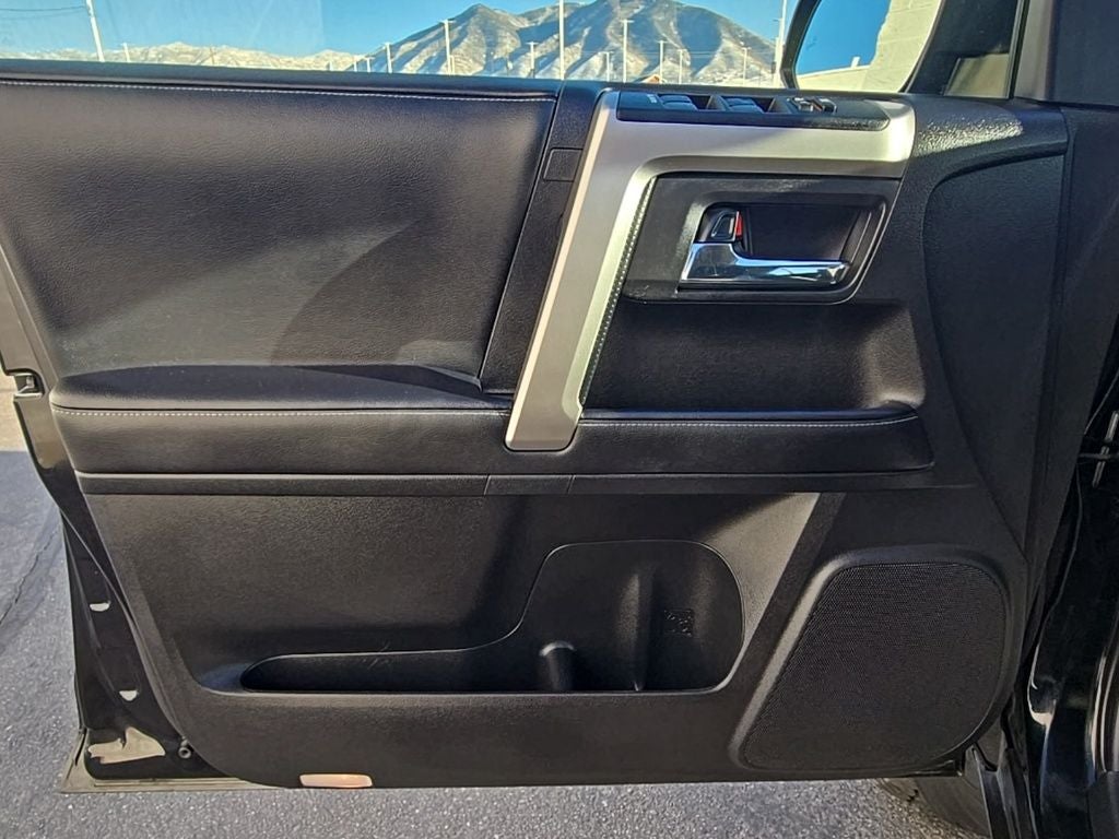 2024 Toyota 4Runner SR5 + Keyless Entry