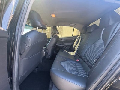 2018 Toyota Camry SE