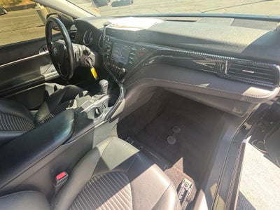 2018 Toyota Camry SE