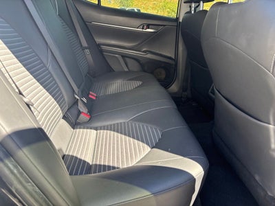 2018 Toyota Camry SE