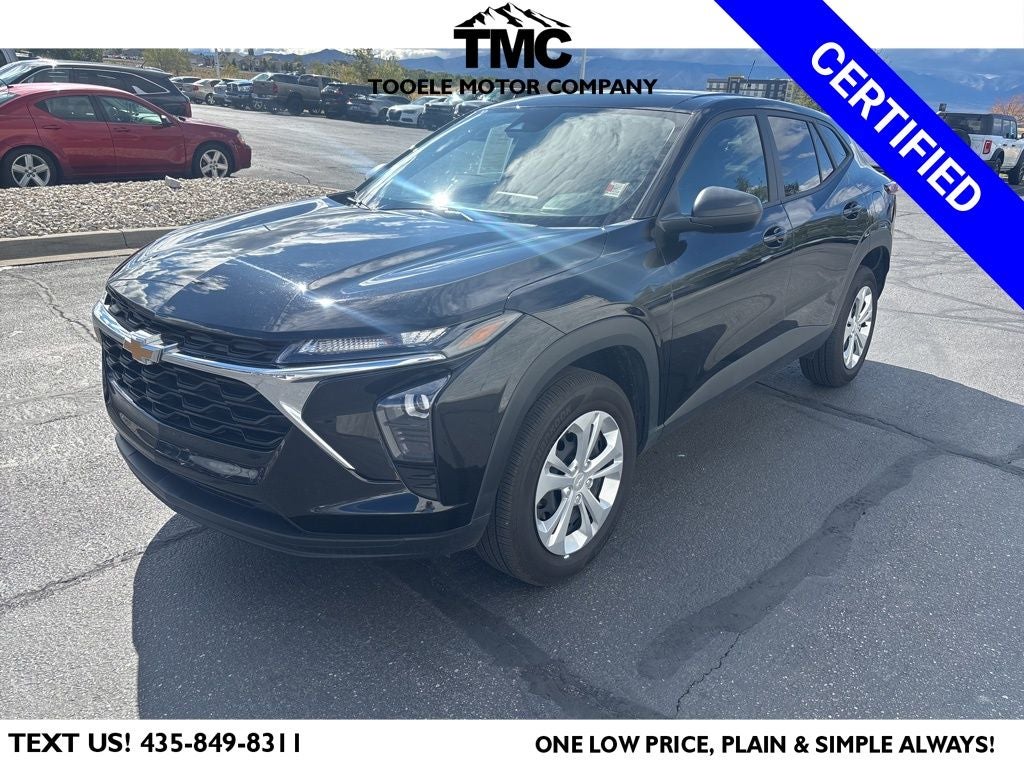 2025 Chevrolet Trax LS + Lane Keep Assist w\ Lane Departure Warning