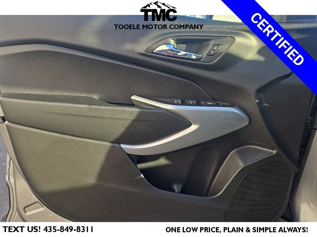 2025 Chevrolet Trax LS + Blackout Package + Lane-Keep Assistance