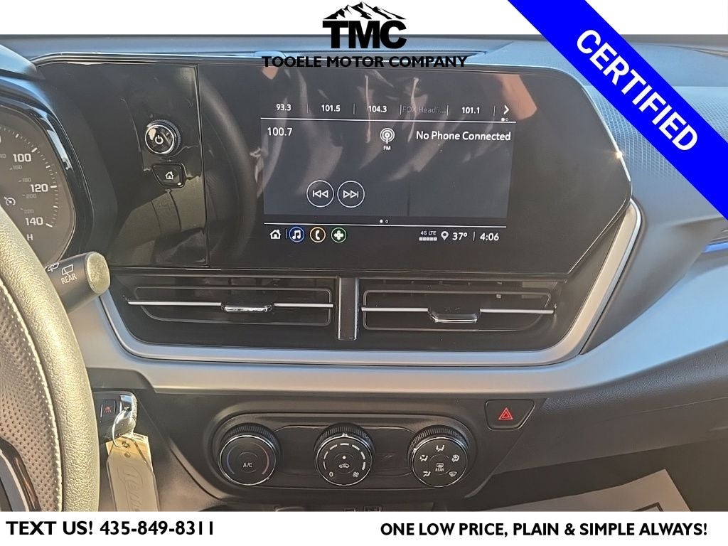 2025 Chevrolet Trax LS + Blackout Package + Lane-Keep Assistance