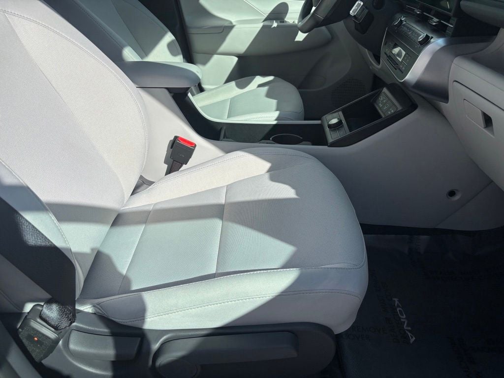 2025 Hyundai Kona Electric SEL