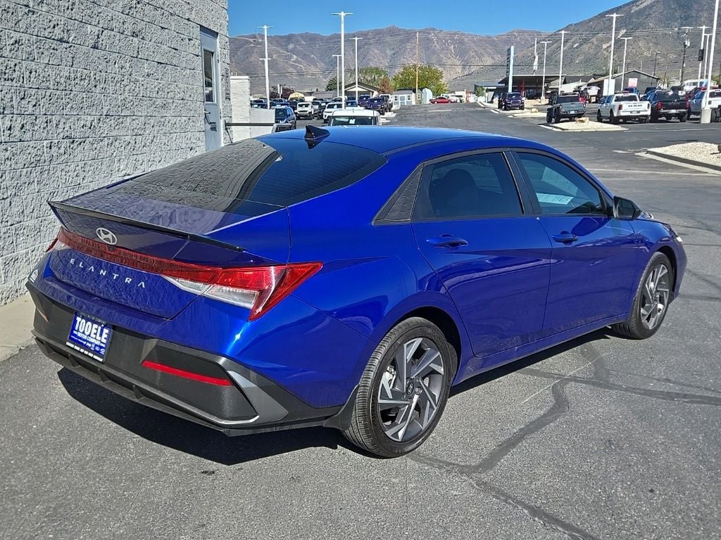 2025 Hyundai Elantra SEL Sport