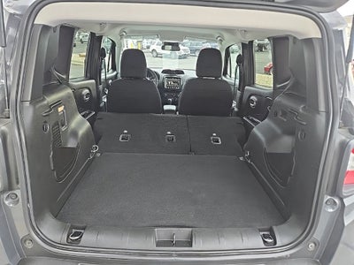 2023 Jeep Renegade Latitude + Push-button Start + Lane Keep Assist